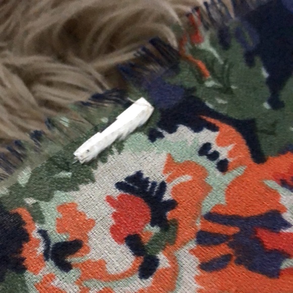 Large Lightweight Scarf-Floral/Polka Dot-Navy/Red-72x27-EUC - Picture 9 of 11